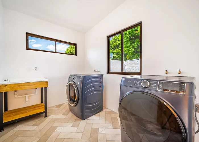 Walk To Del & Restaurants: 2 Condos!